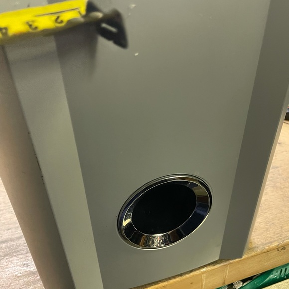 Home audio subwoofer by Insignia - Picture 5 of 10